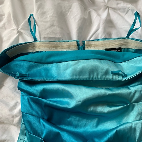 Blue Le Chateau above the knee midi length dress - Size small - Picture 5 of 5